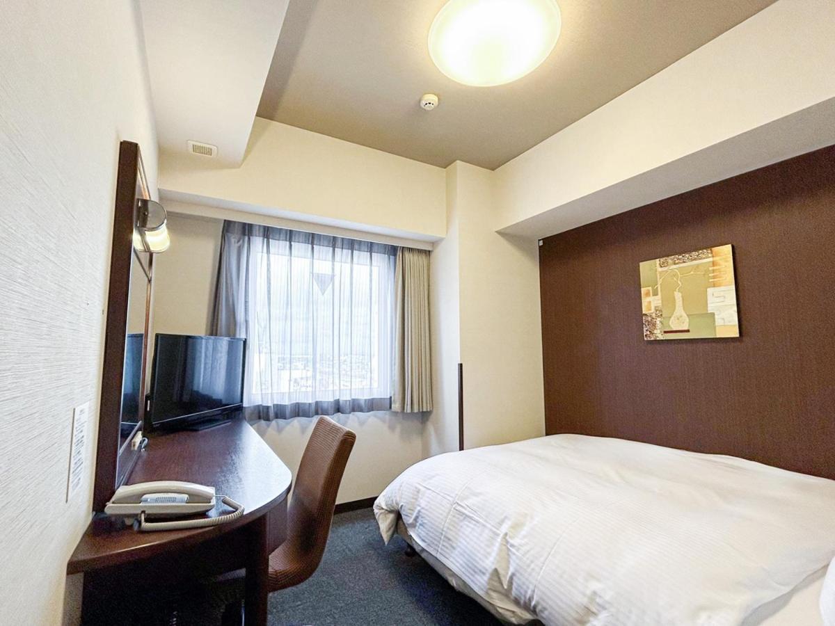 Hotel Route-Inn Hirosaki Ekimae Ngoại thất bức ảnh