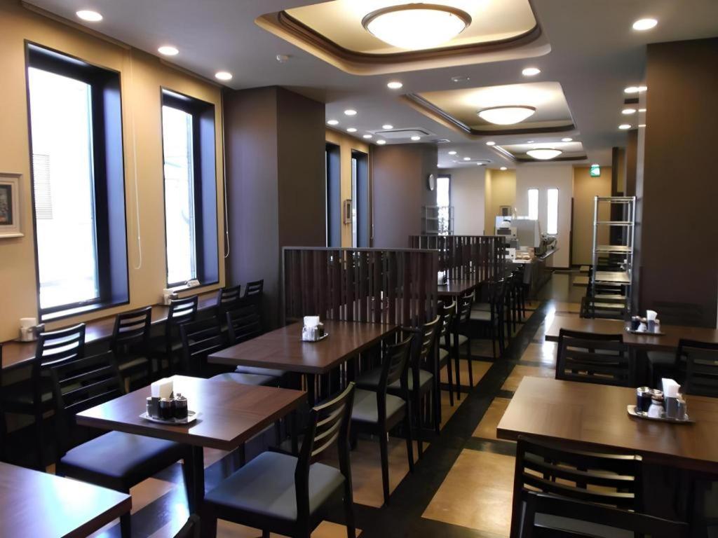 Hotel Route-Inn Hirosaki Ekimae Ngoại thất bức ảnh