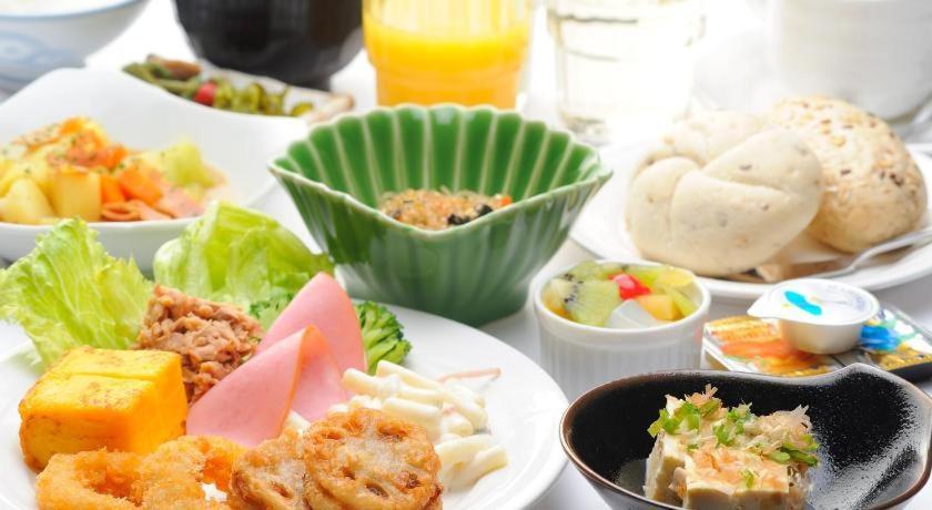 Hotel Route-Inn Hirosaki Ekimae Ngoại thất bức ảnh