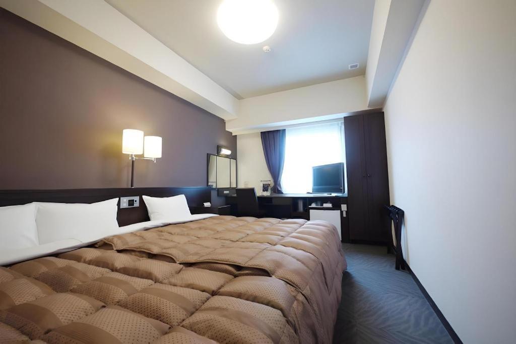 Hotel Route-Inn Hirosaki Ekimae Ngoại thất bức ảnh